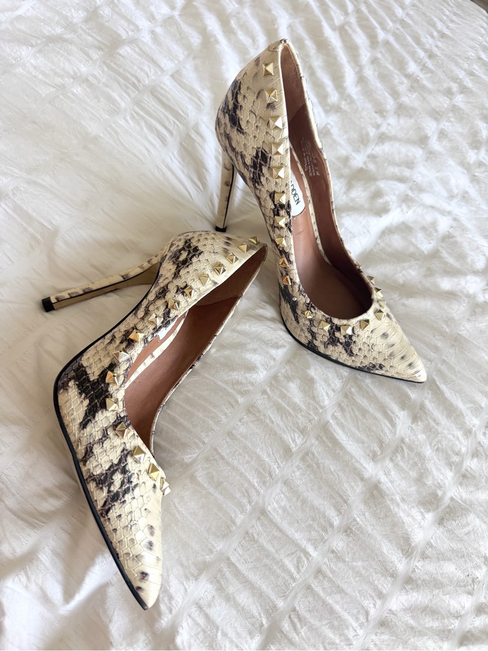 Steve Madden snakeskin pumps Proto-s
